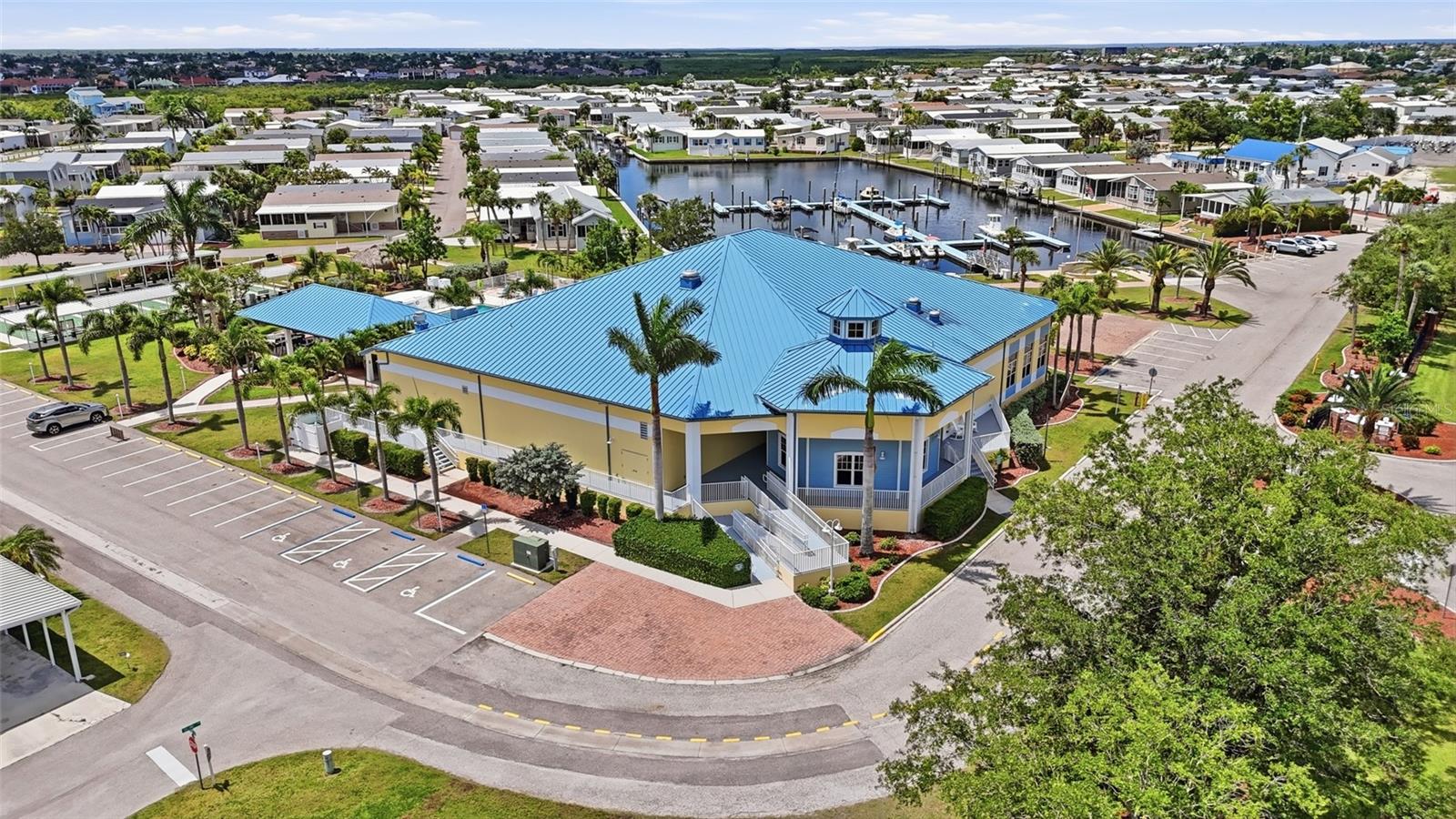 WINDMILL VILLAGE - Residential