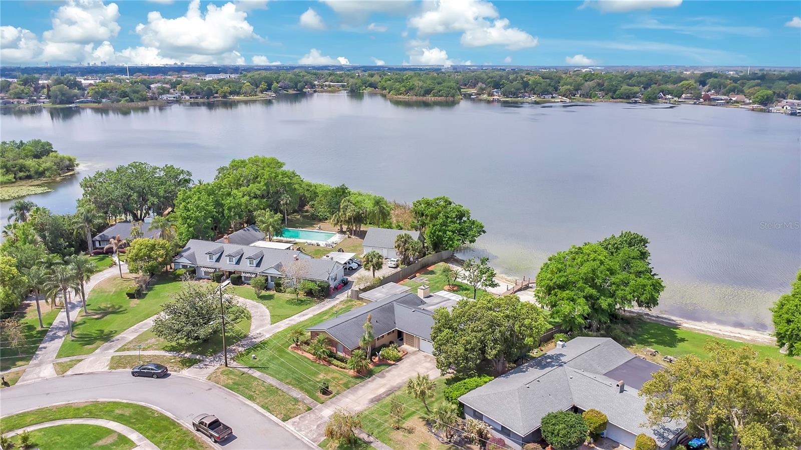 MEDALLION ESTATES - Residential