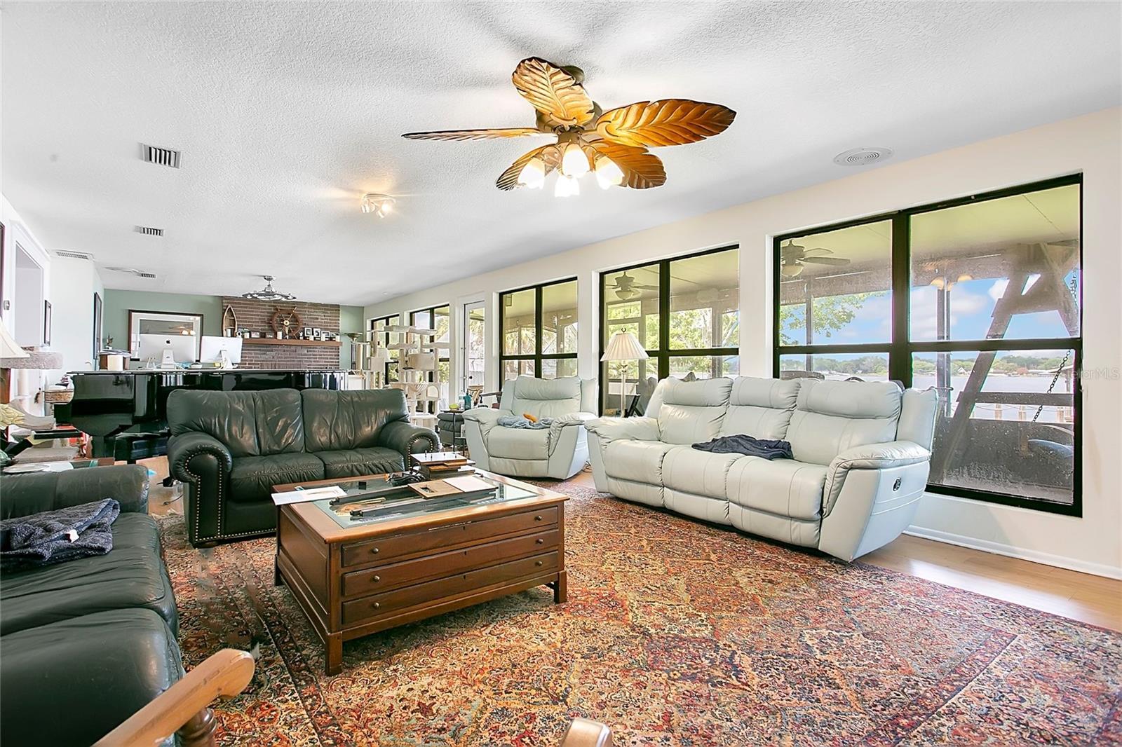MEDALLION ESTATES - Residential