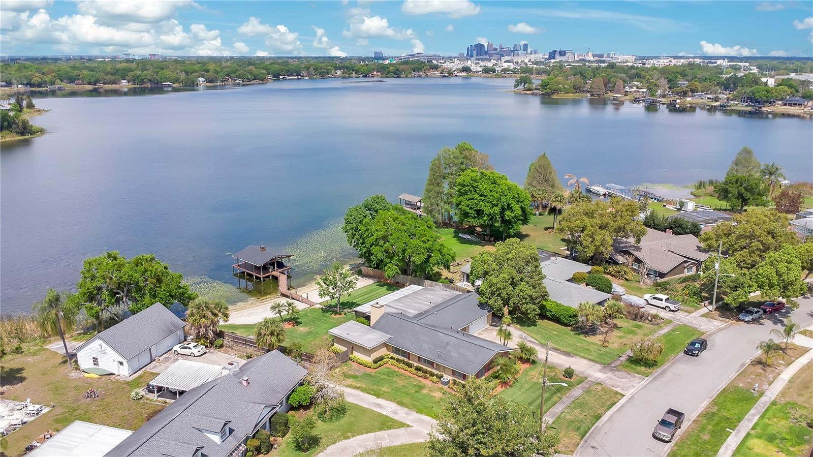 MEDALLION ESTATES - Residential