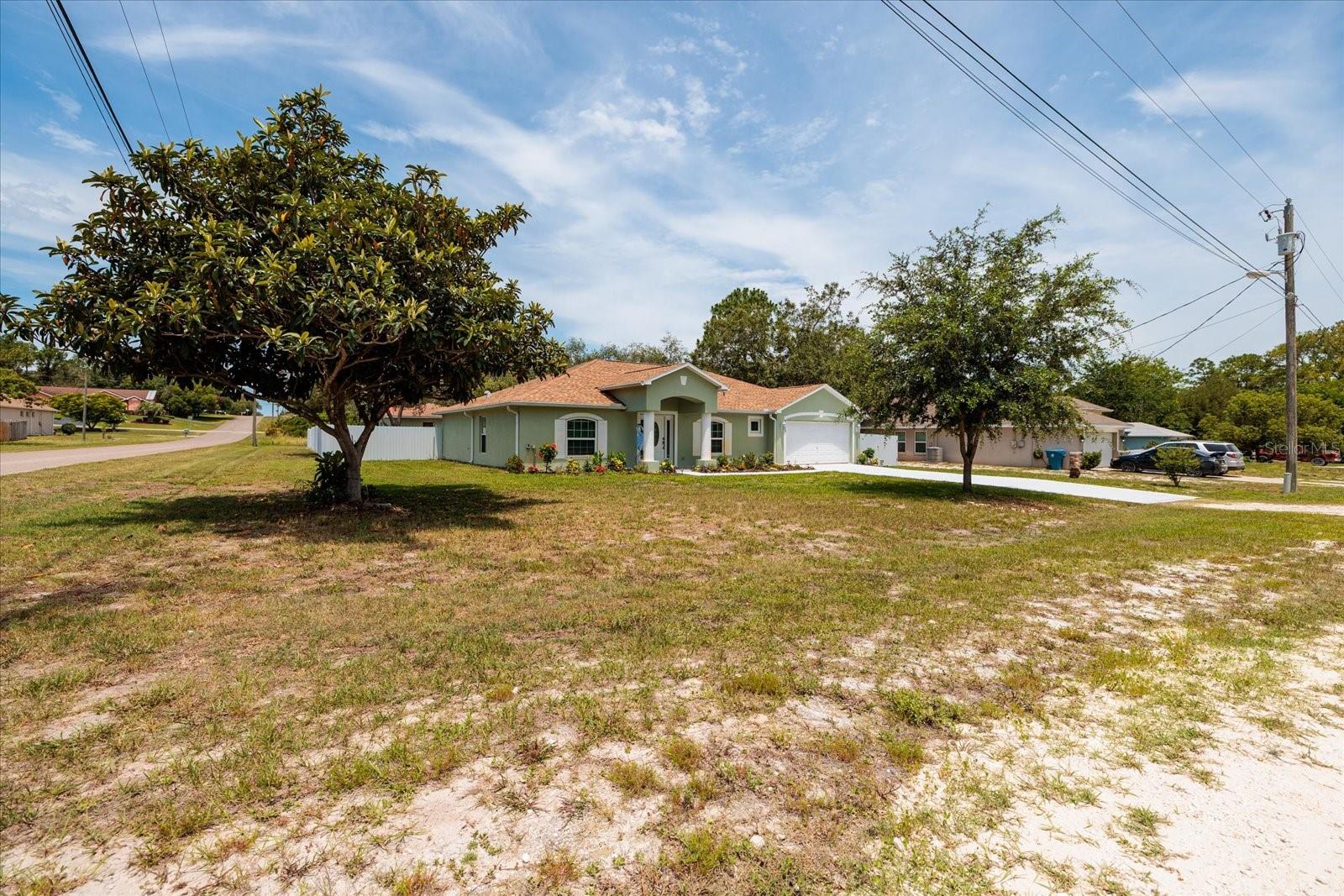 ROYAL HIGHLANDS - Residential