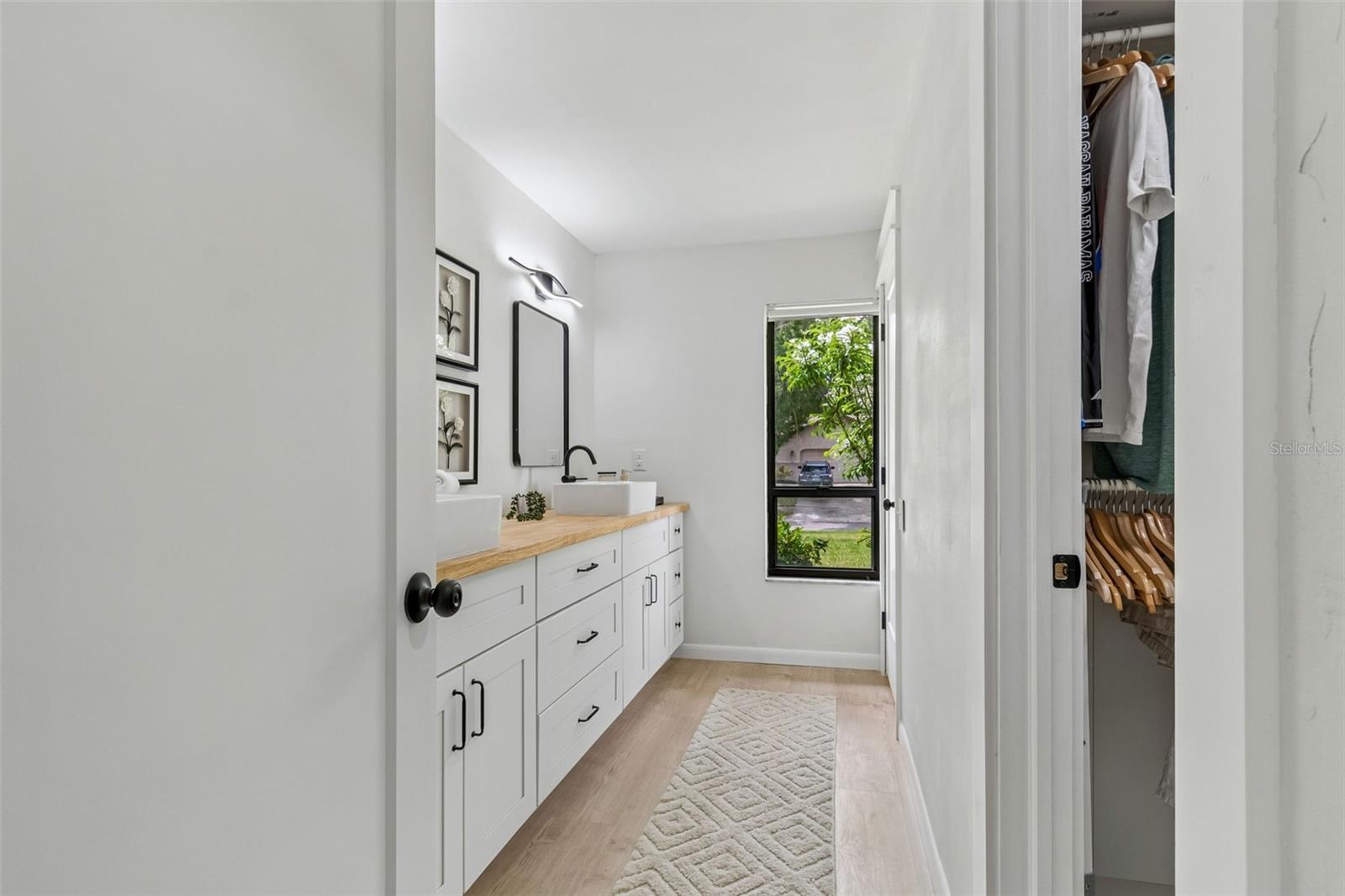 BRIDGEPORT ESTATES - Residential