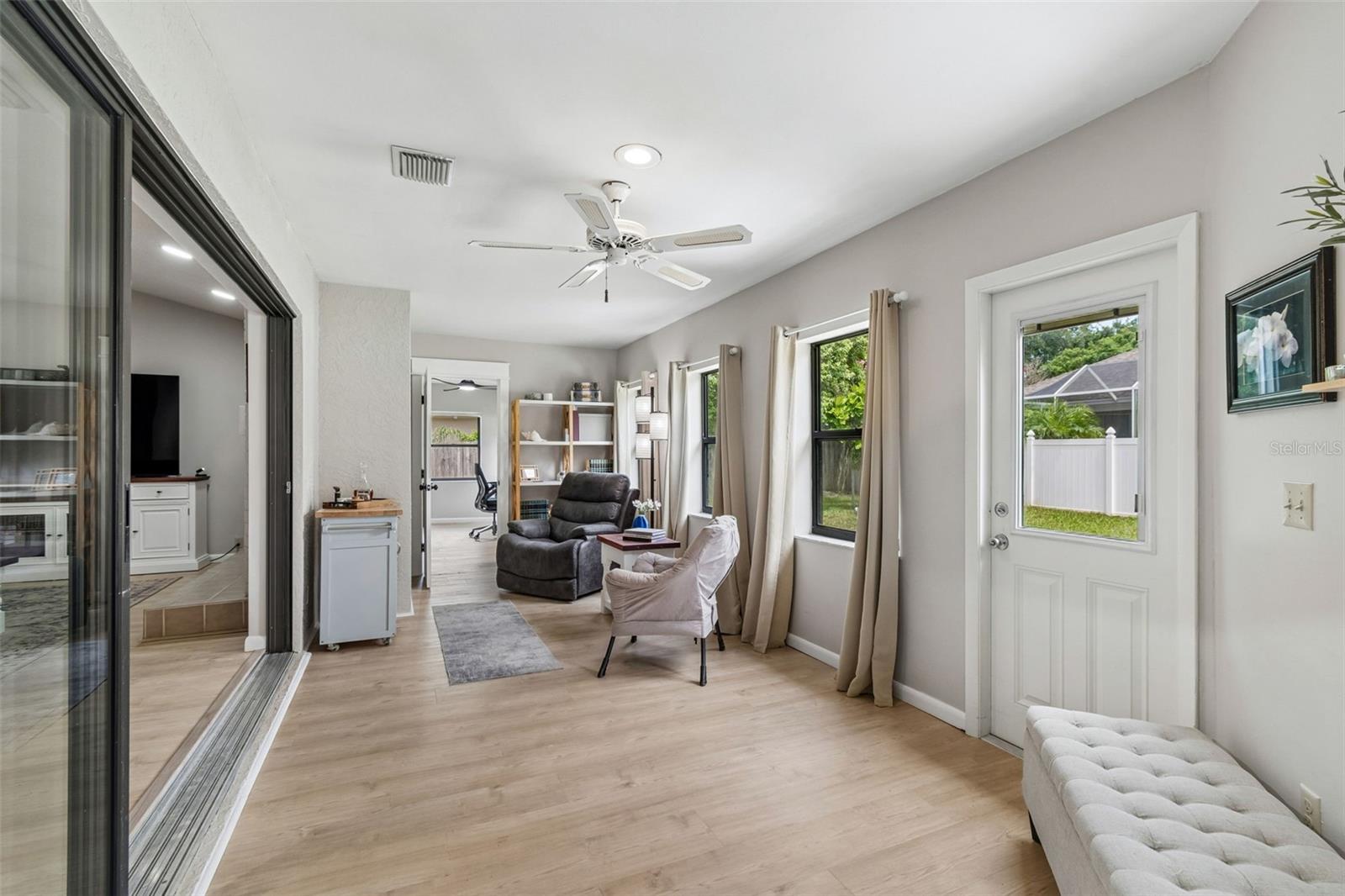 BRIDGEPORT ESTATES - Residential