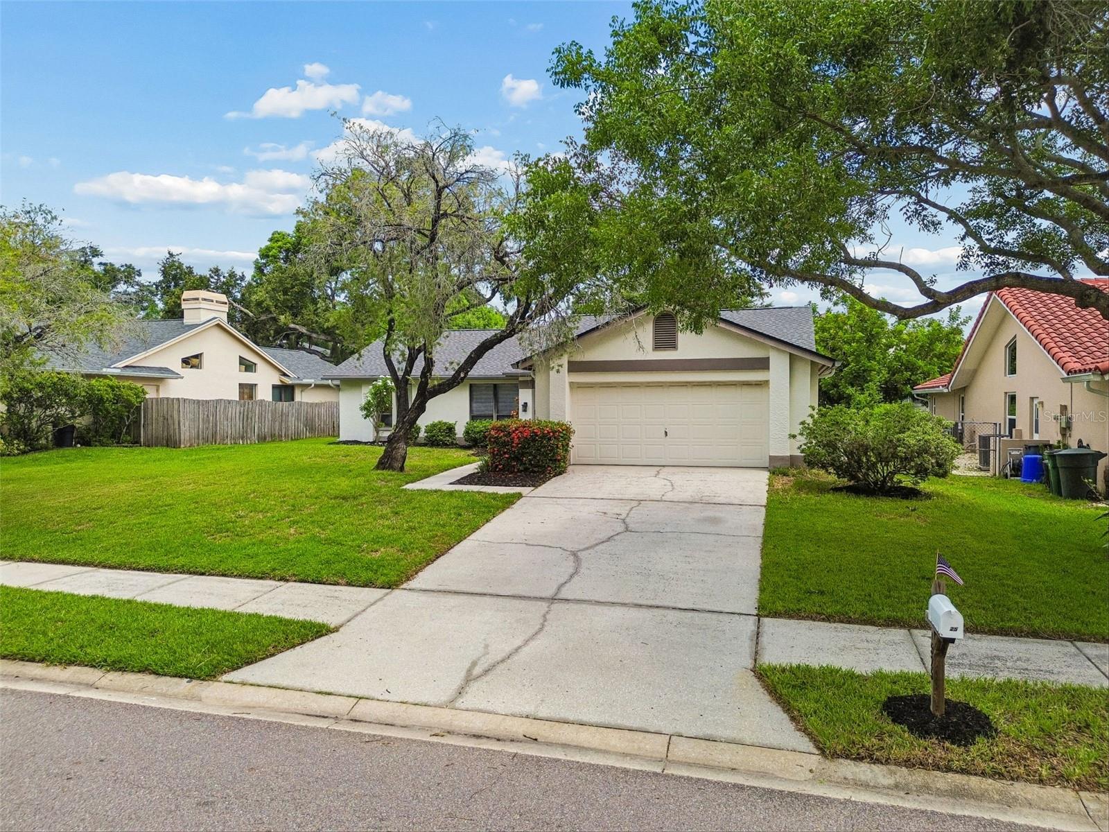 BRIDGEPORT ESTATES - Residential