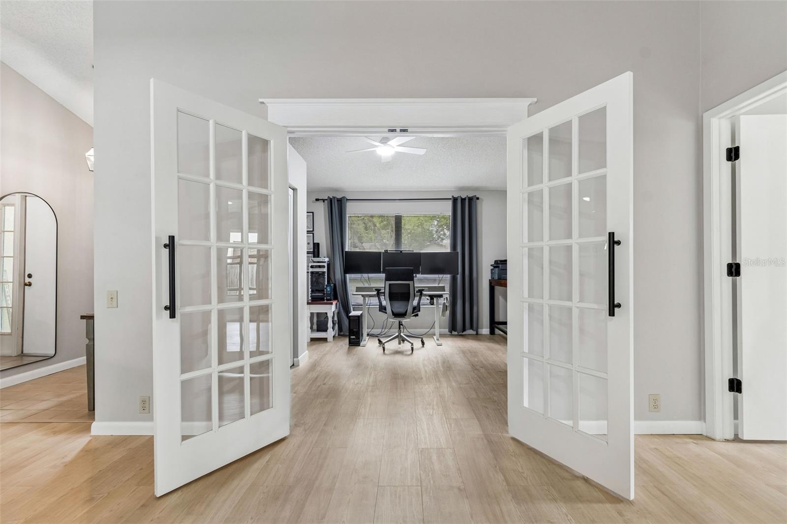 BRIDGEPORT ESTATES - Residential