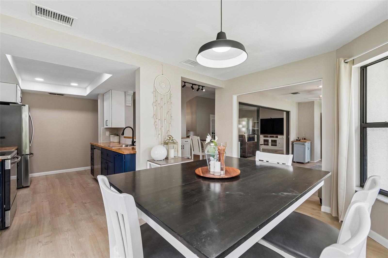 BRIDGEPORT ESTATES - Residential