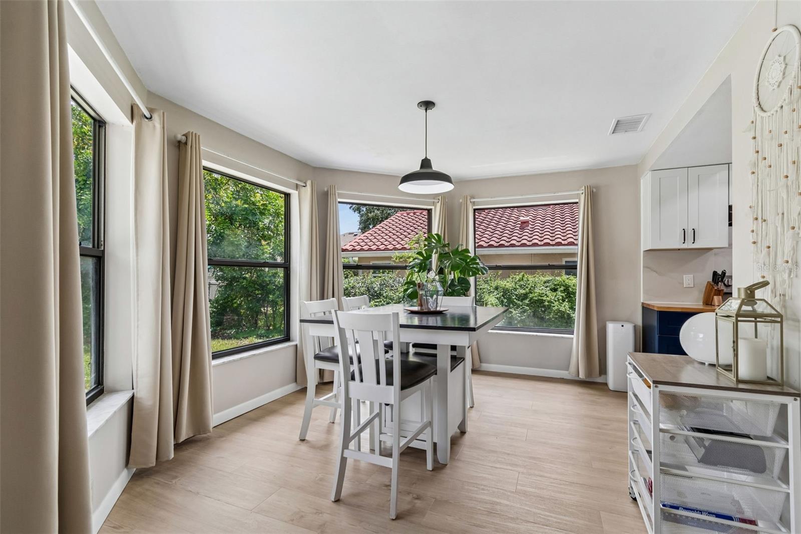 BRIDGEPORT ESTATES - Residential