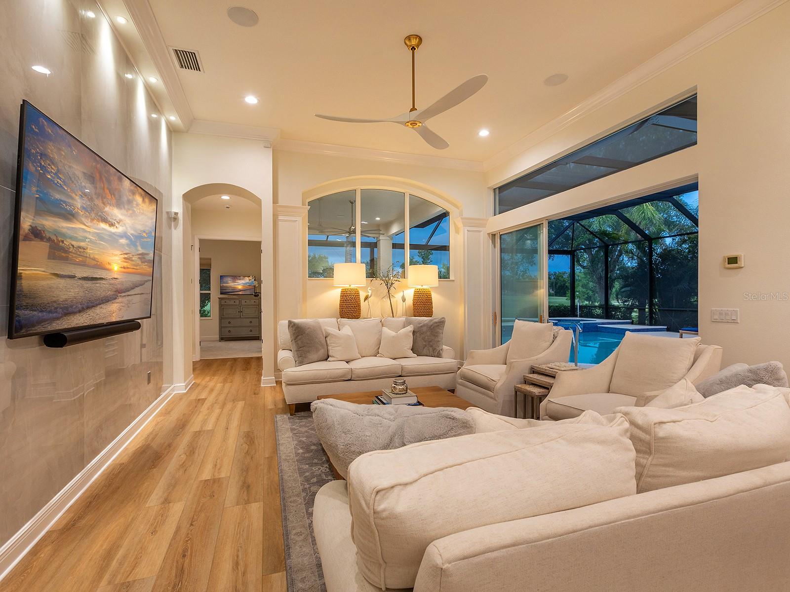 LAKEWOOD RANCH COUNTRY CLUB - Residential