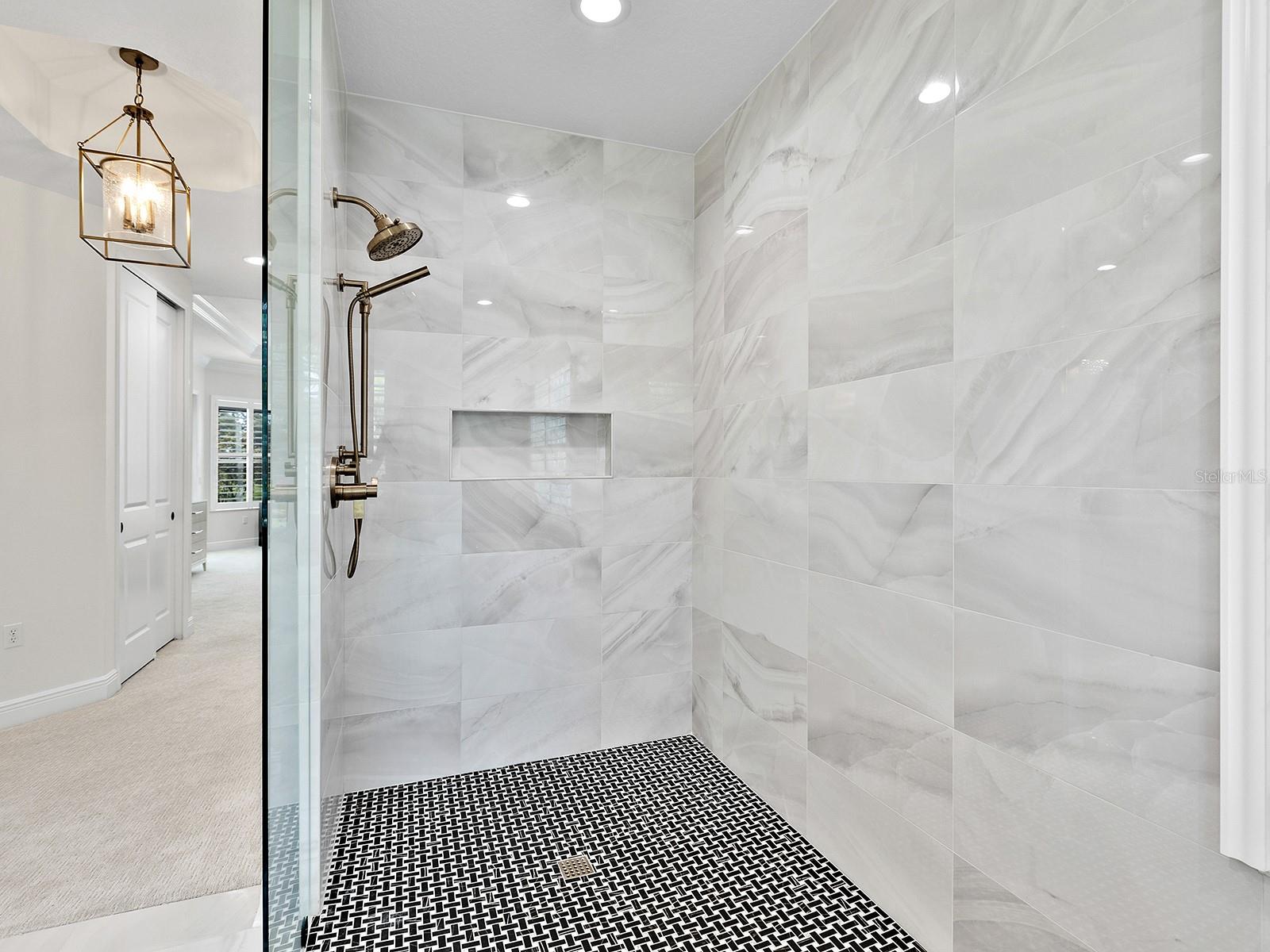LAKEWOOD RANCH COUNTRY CLUB - Residential