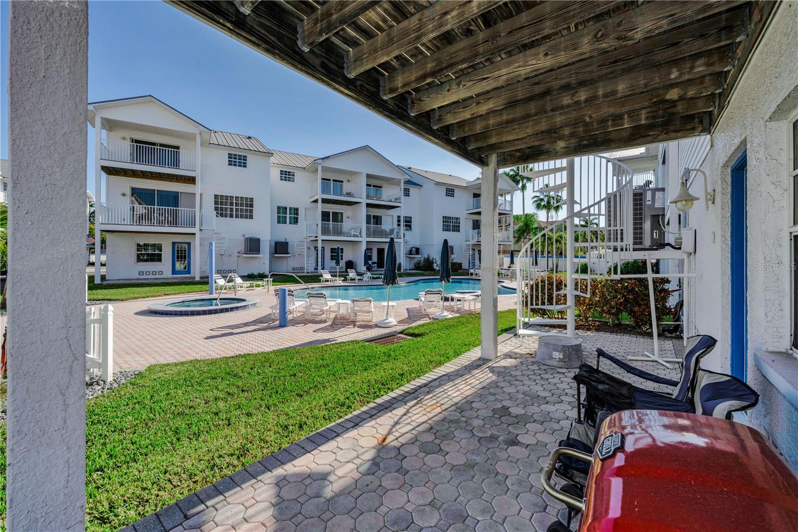 TIDES VILLAGE - YACHT - Residential