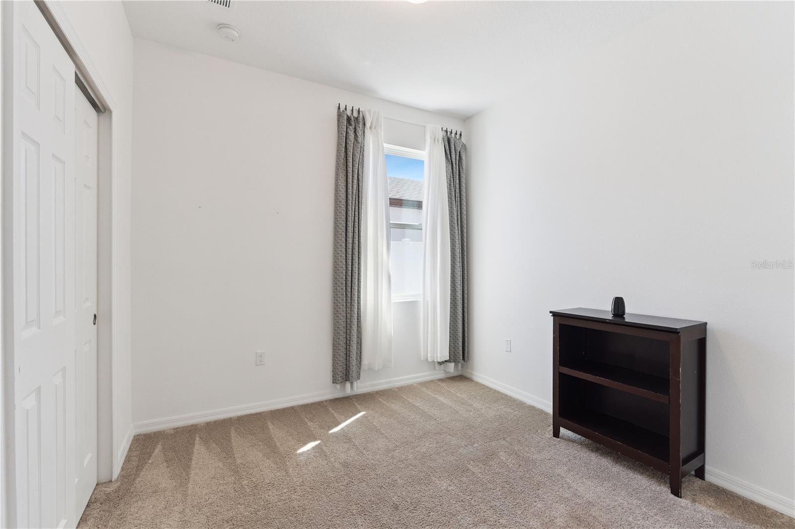 COASTAL WOODS UN C - Residential Lease