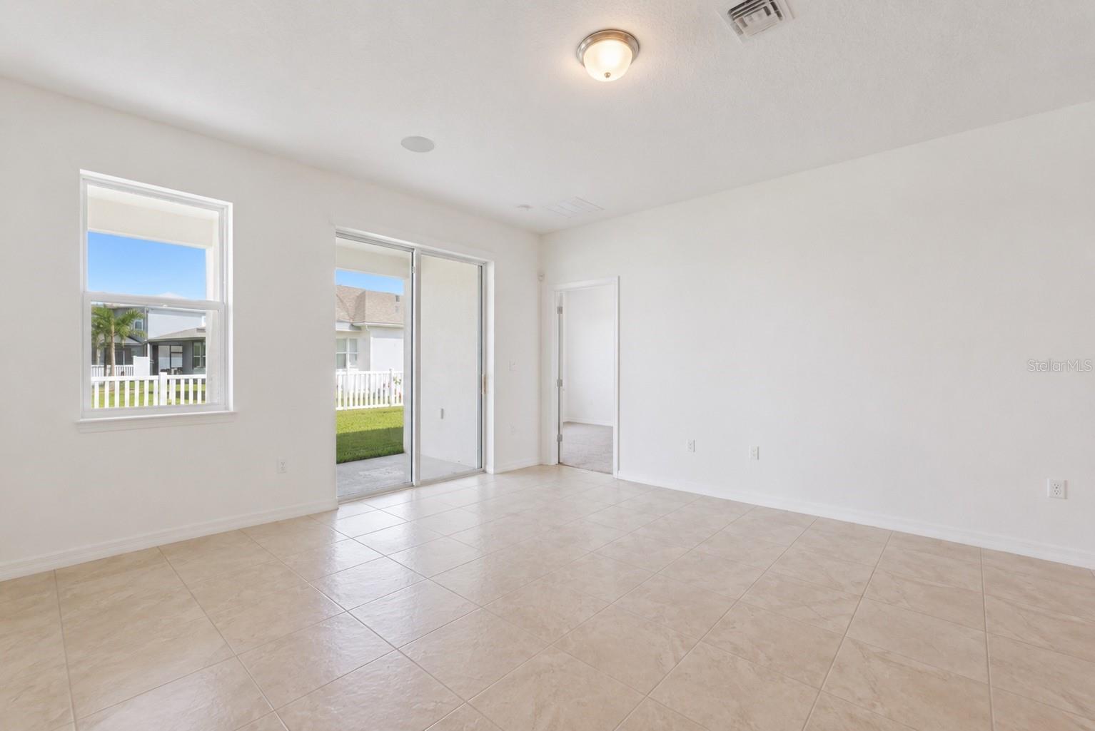 COASTAL WOODS UN C - Residential Lease