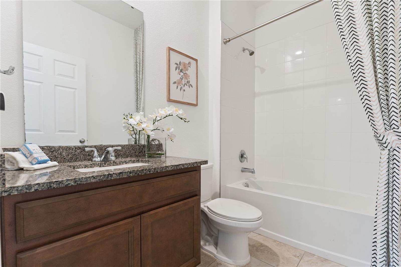 COASTAL WOODS UN C - Residential Lease