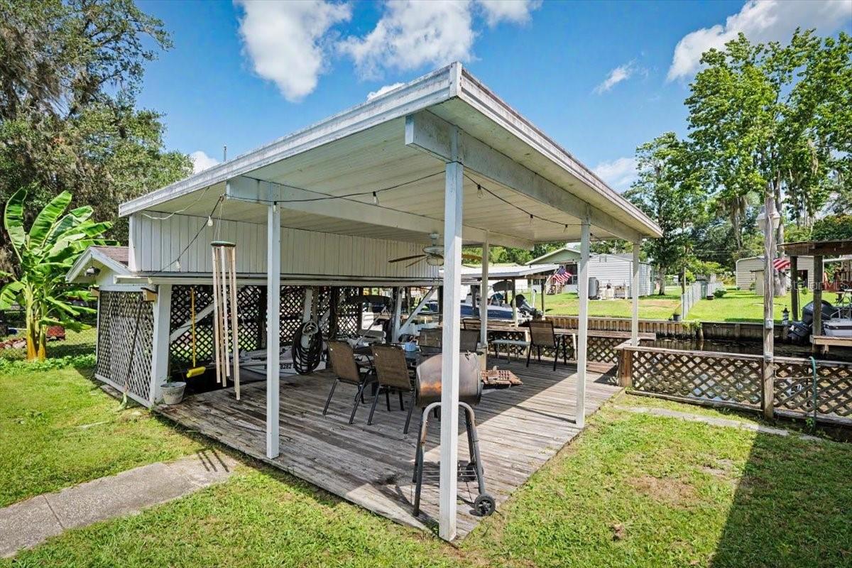 ST JOHNS RIVERSIDE ESTATES - Residential