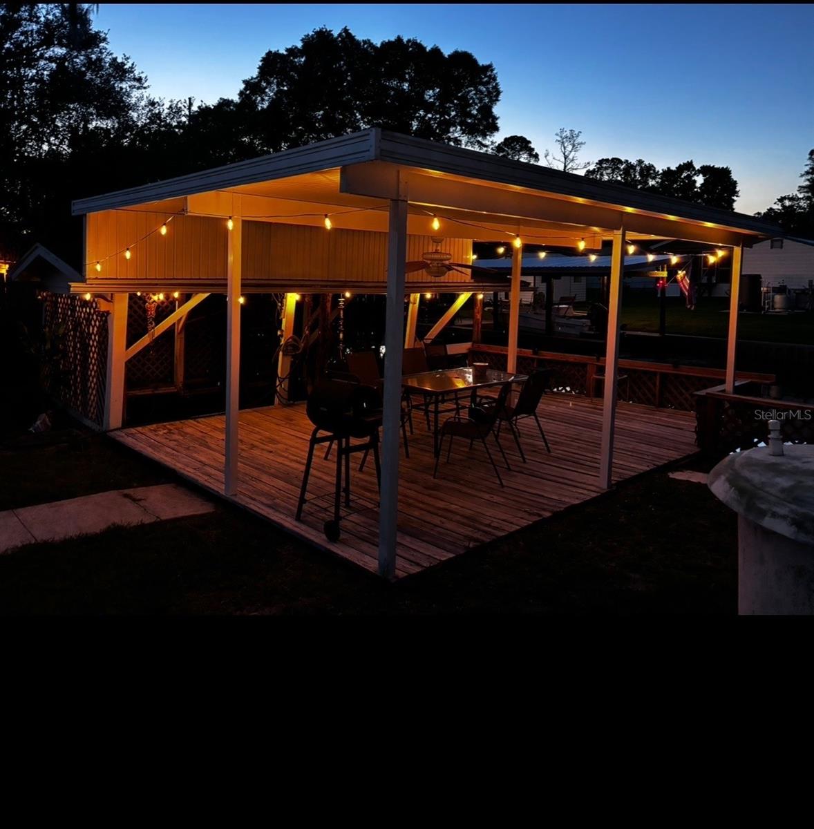 ST JOHNS RIVERSIDE ESTATES - Residential