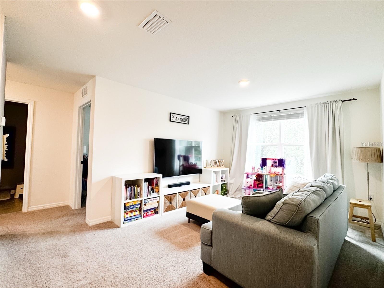 ZEPHYR RDG PH 2 - Residential Lease