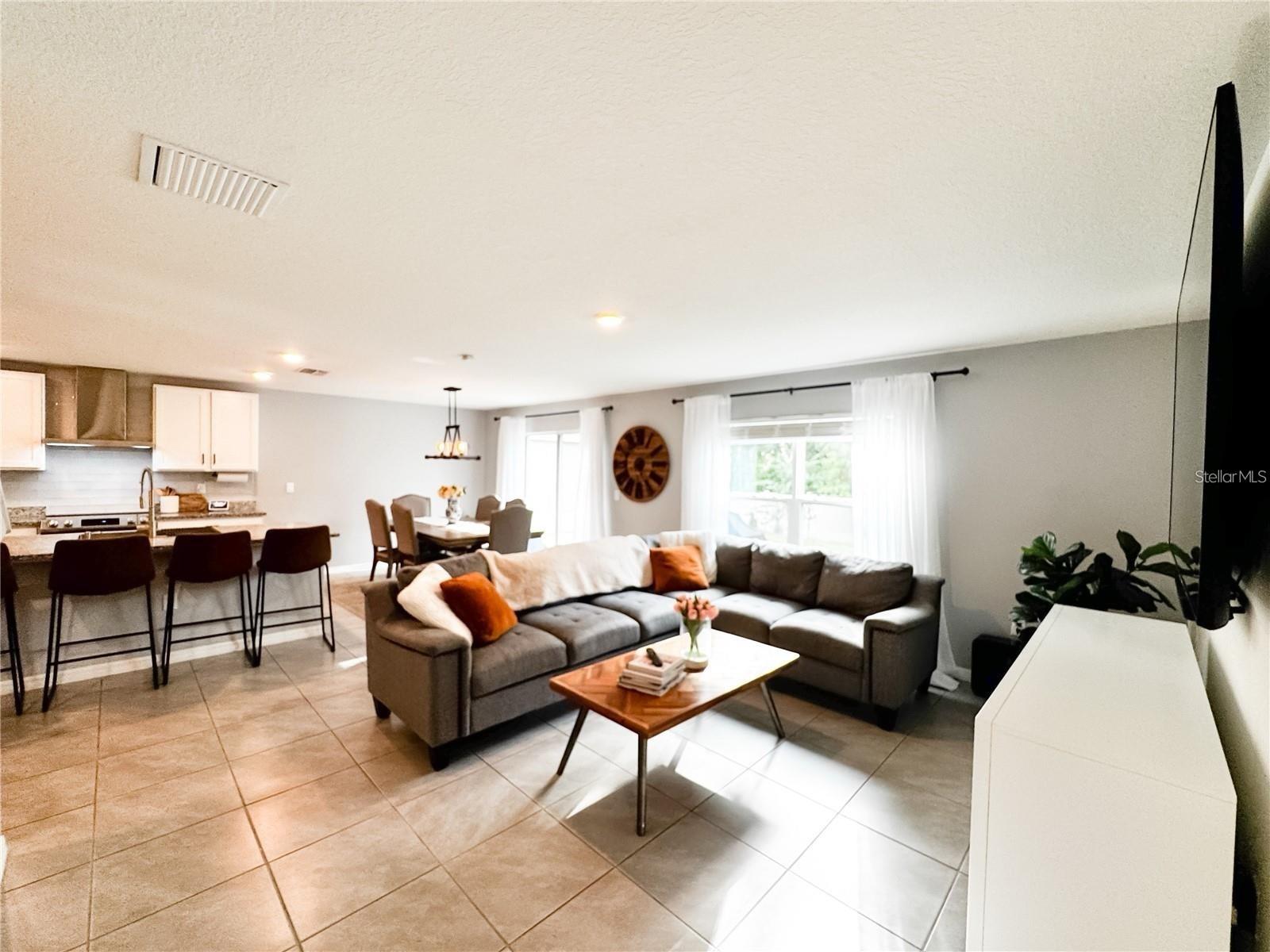 ZEPHYR RDG PH 2 - Residential Lease