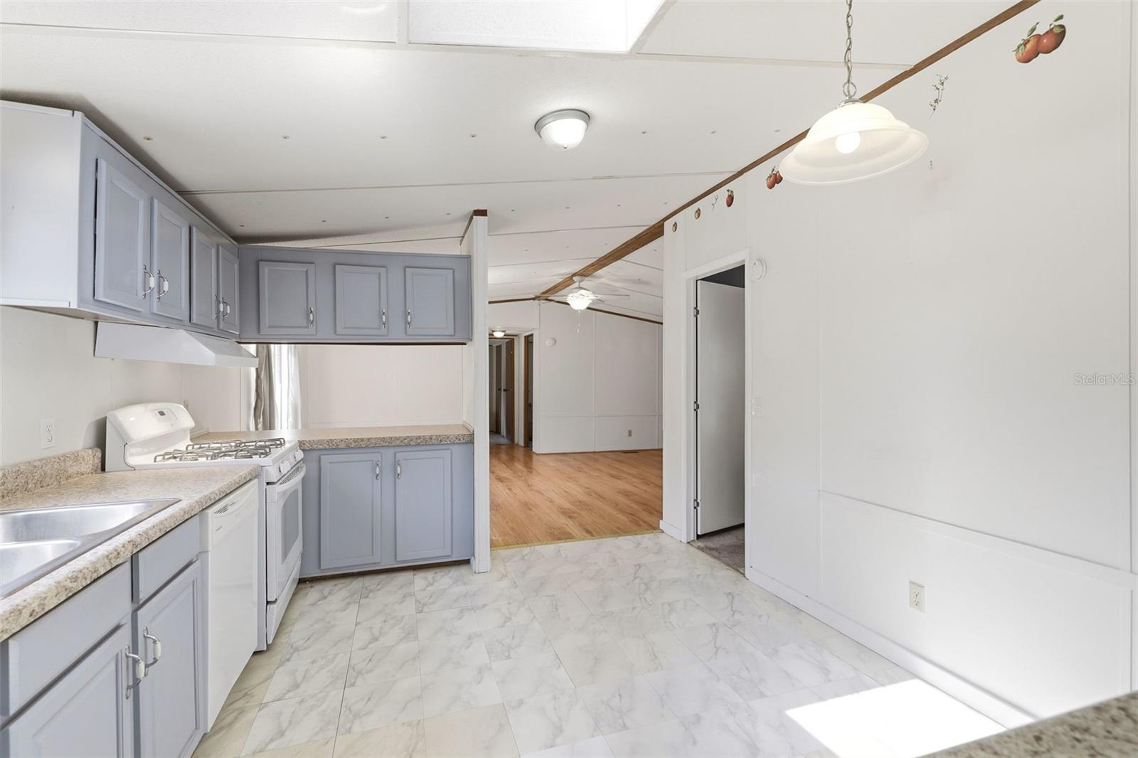 ACREAGE & UNREC - Residential