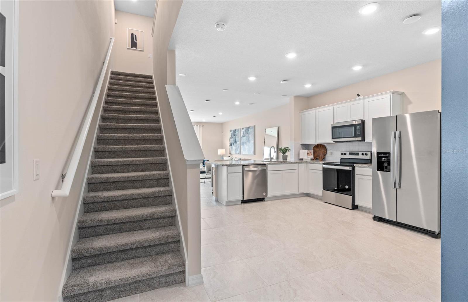 CYPRESS CAY - Residential