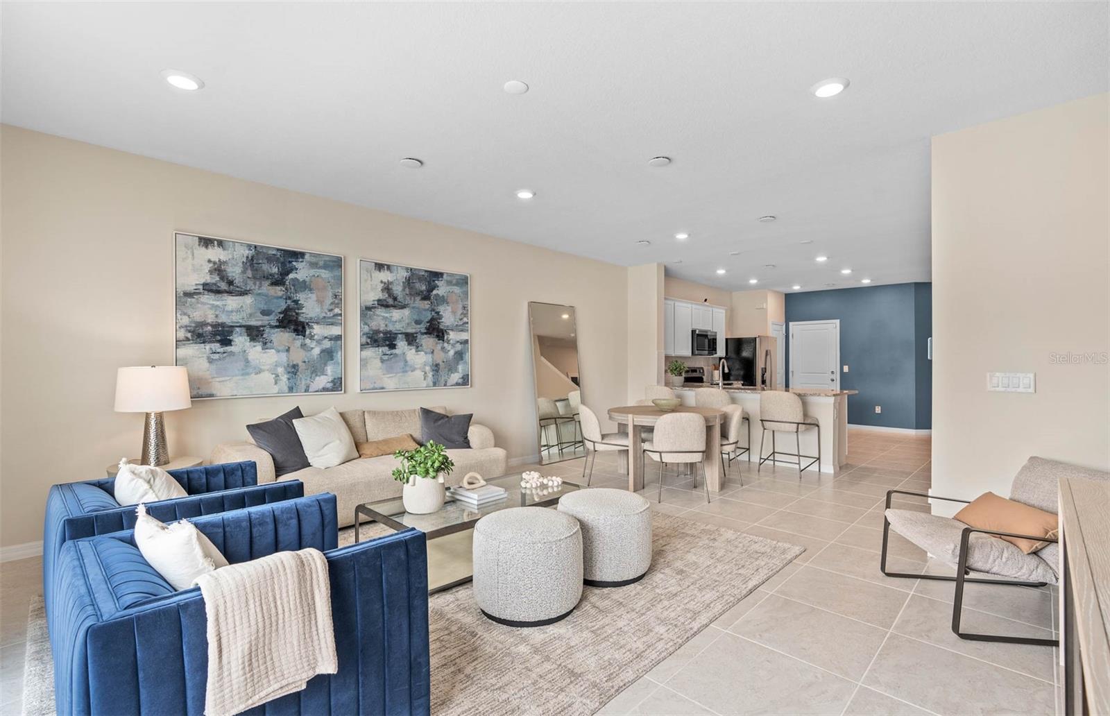 CYPRESS CAY - Residential