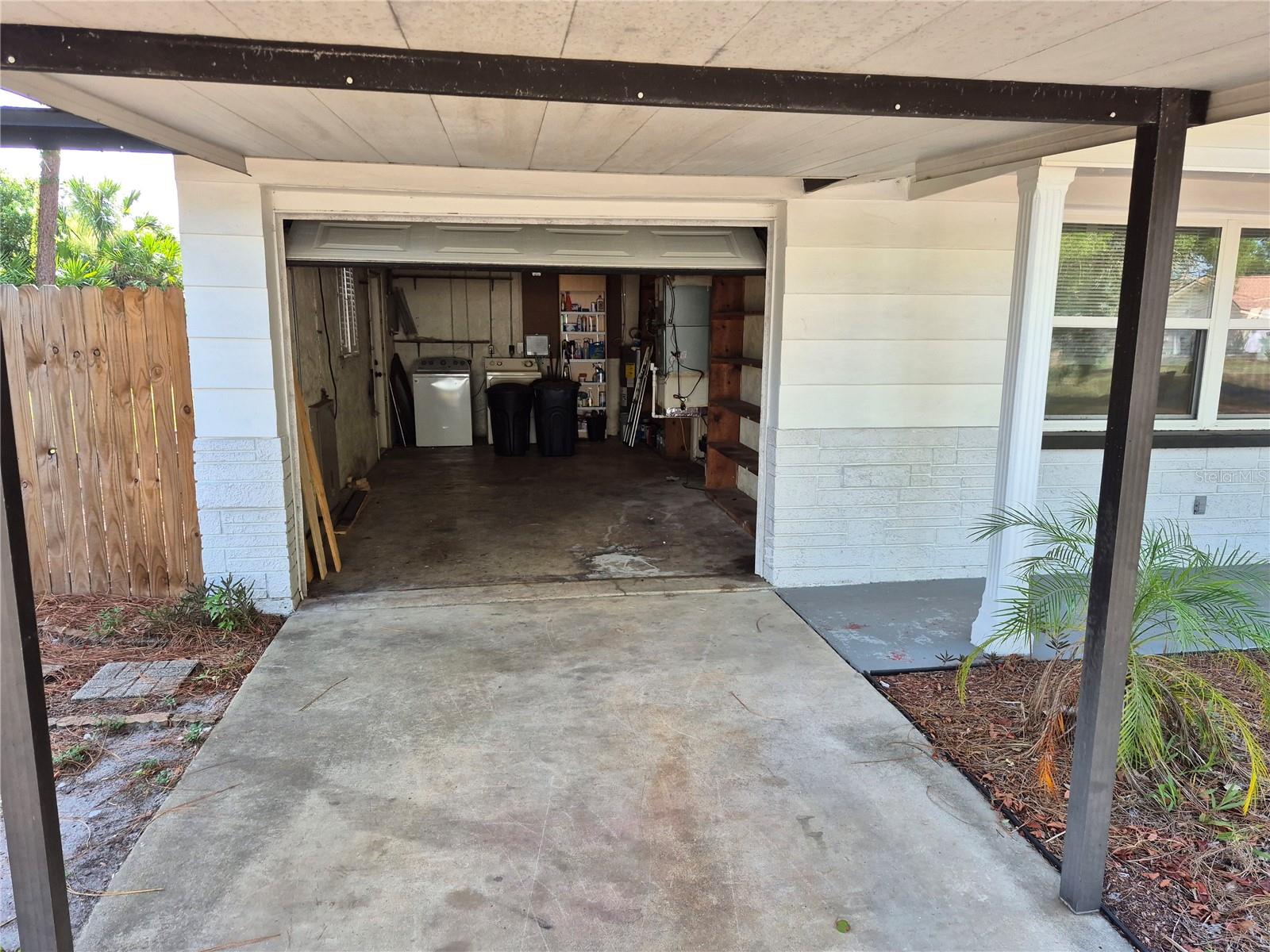 RICHEY LAKES - Residential Lease