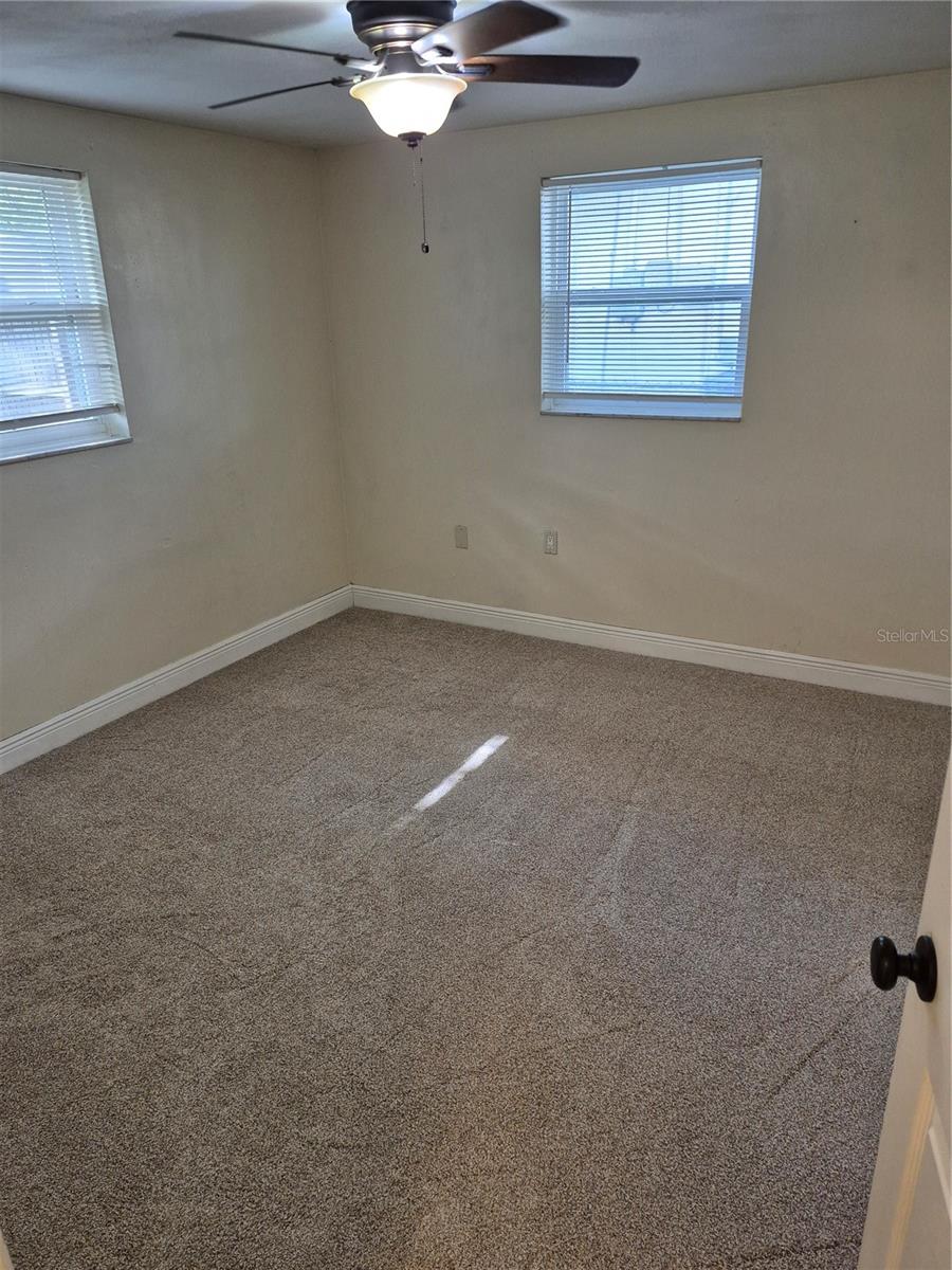 RICHEY LAKES - Residential Lease