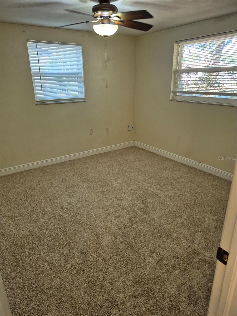 RICHEY LAKES - Residential Lease