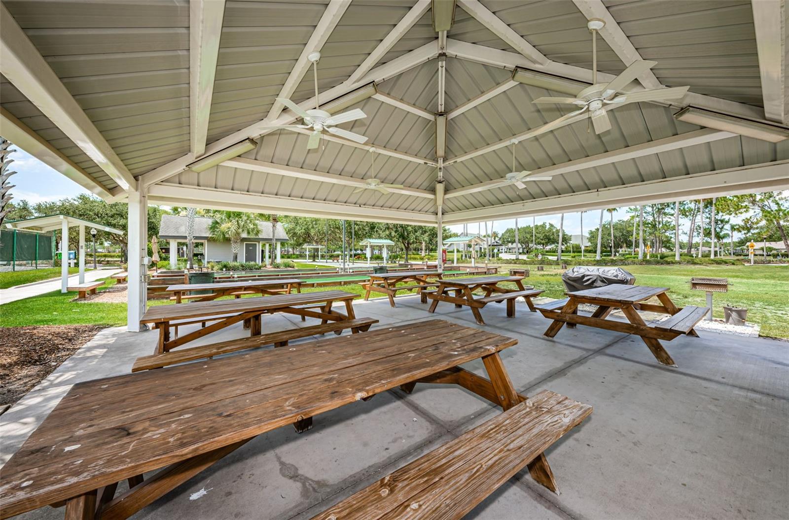 HERITAGE SPRINGS VILLAGE 24 & VILLAGE 24A - Residential