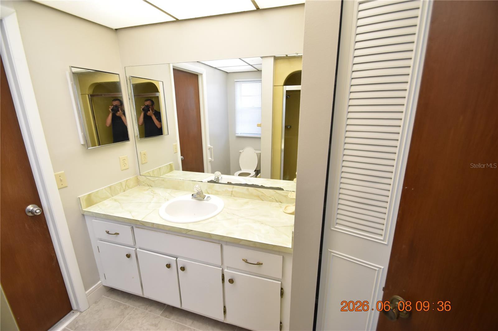 GOLDEN ACRES ESTATES - Residential Lease