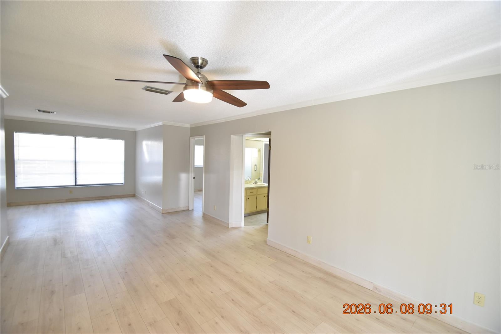 GOLDEN ACRES ESTATES - Residential Lease