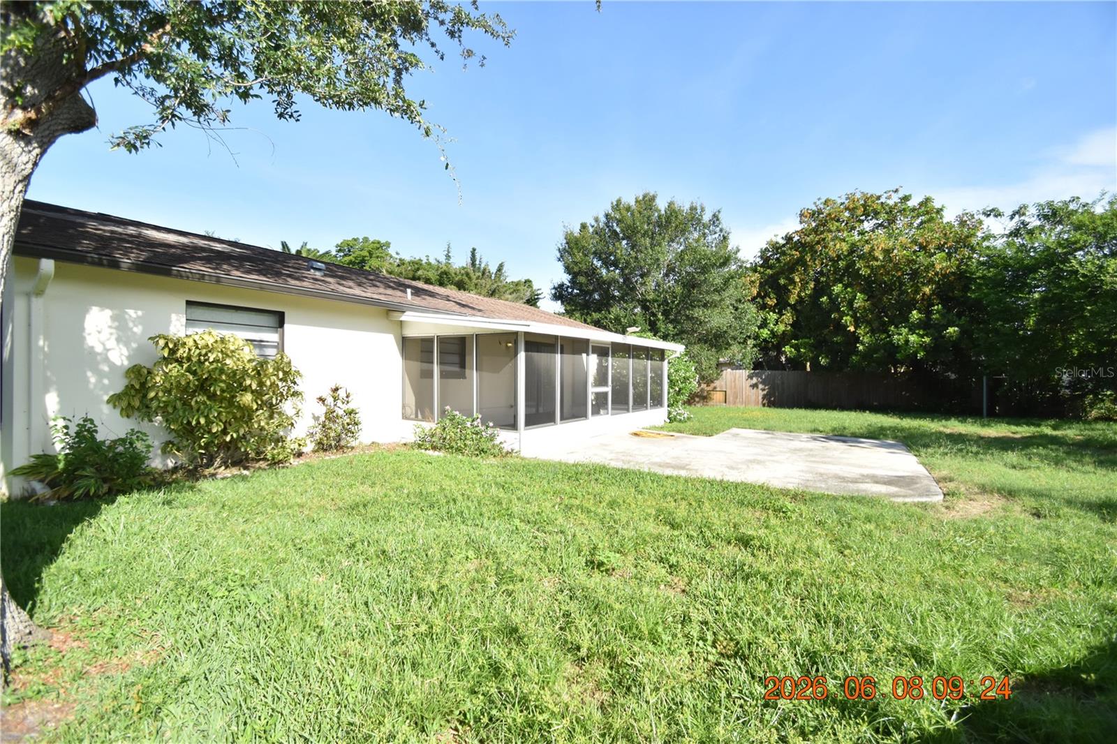 GOLDEN ACRES ESTATES - Residential Lease