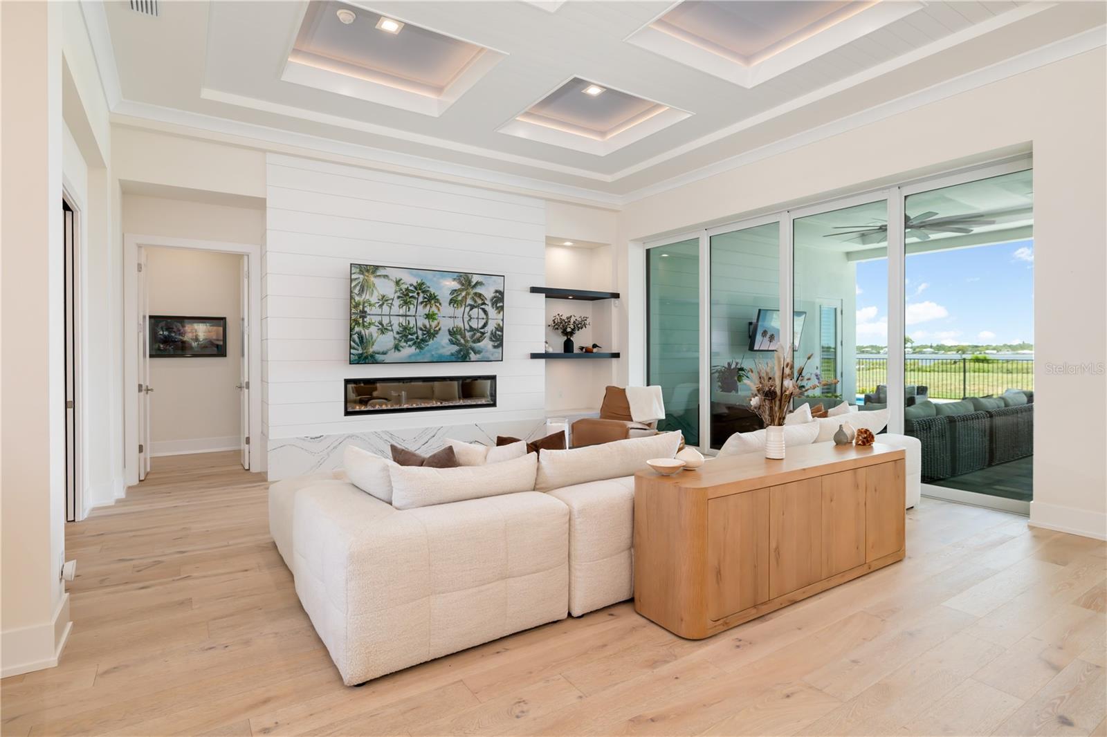 SANCTUARY COVE - Residential