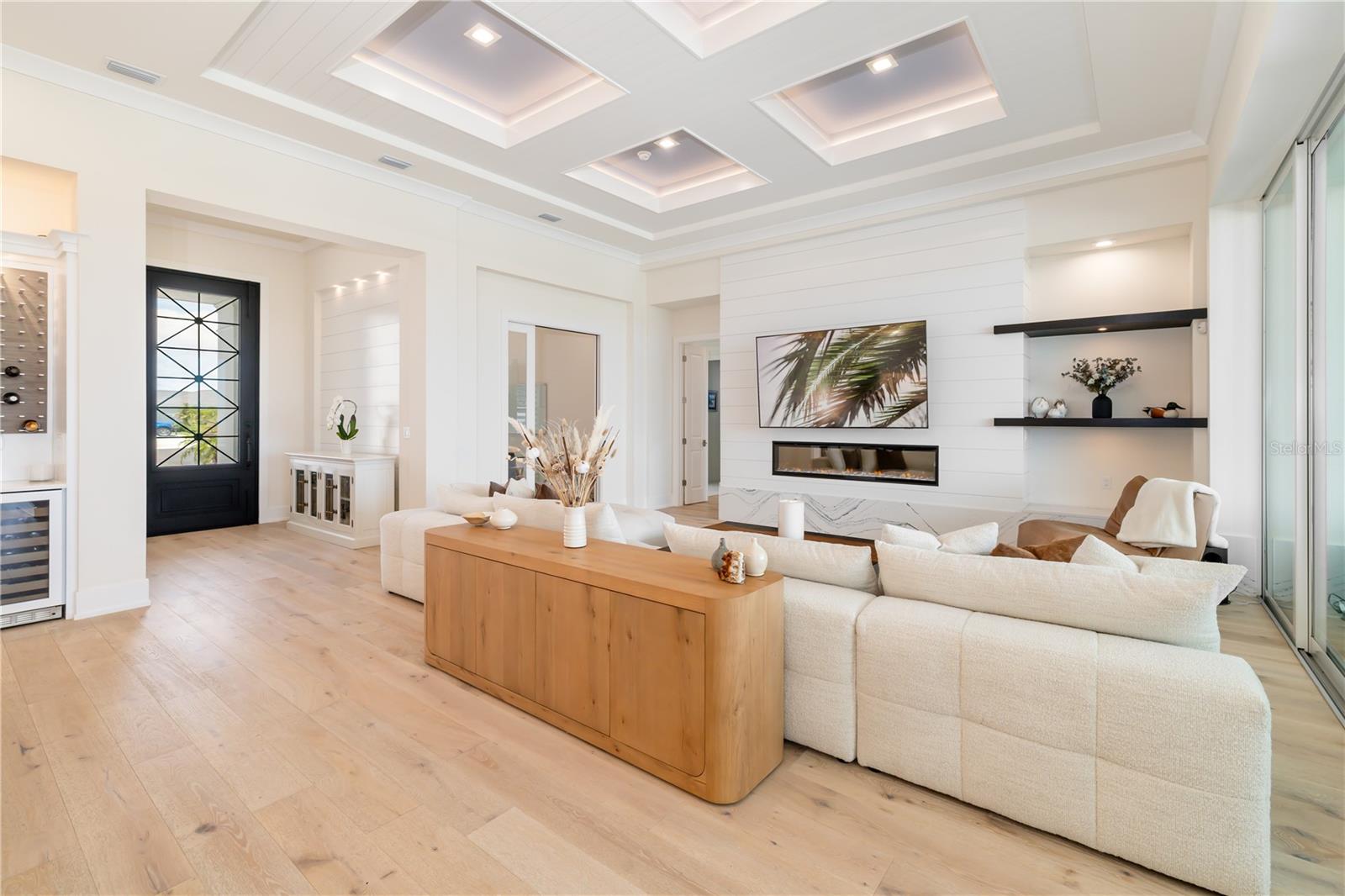 SANCTUARY COVE - Residential