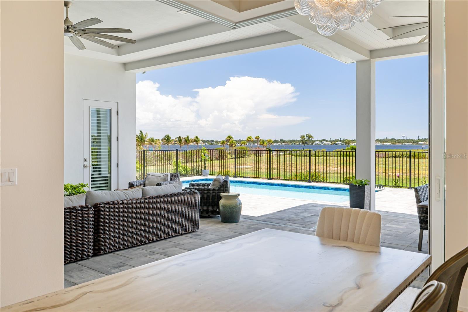 SANCTUARY COVE - Residential