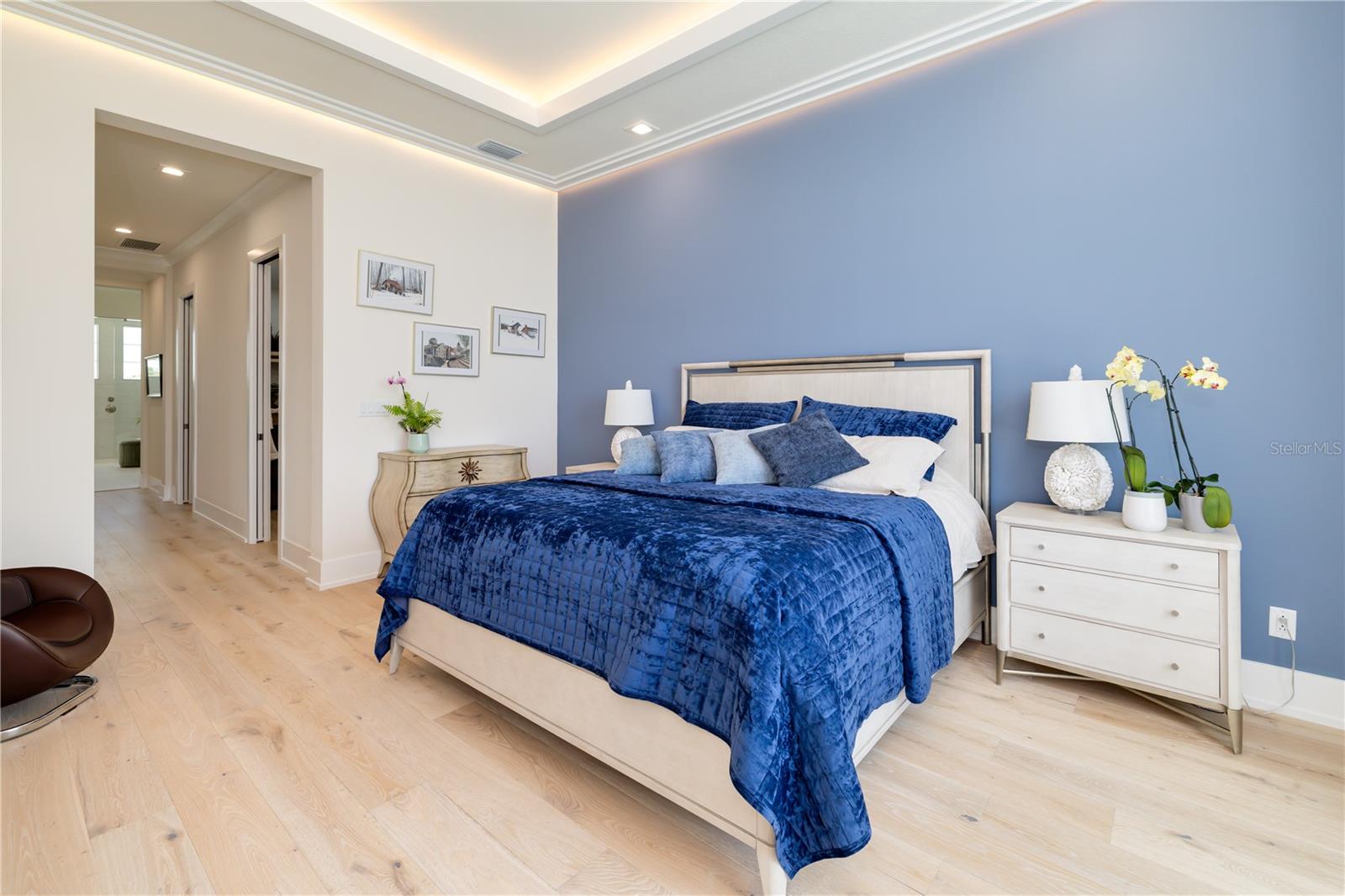 SANCTUARY COVE - Residential