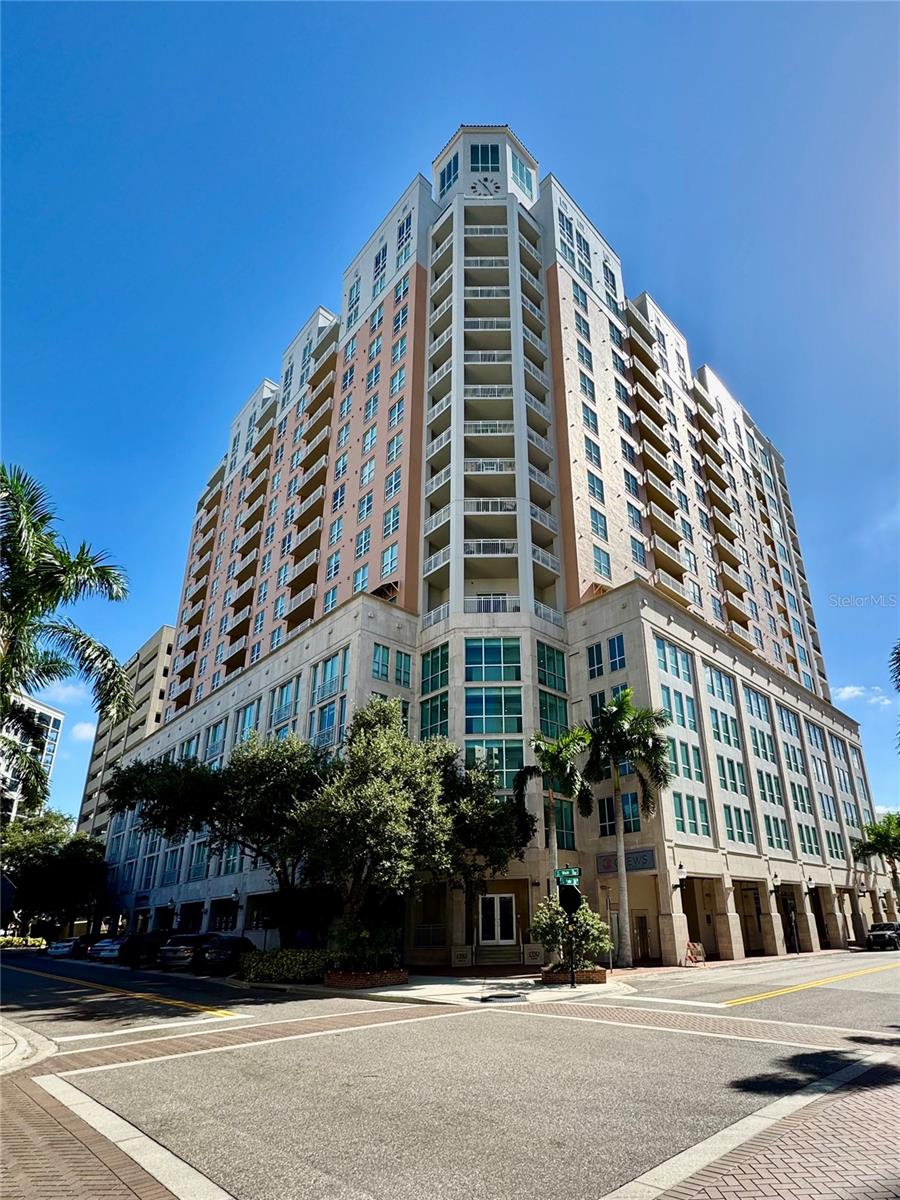 NEW PRICE Experience luxury living in the heart of downtown Sarasota at 1350 Main Street. This stunning 15th-floor residence offers sweeping views of the city skyline and Sarasota Bay, all just steps from world-class dining, shopping, and cultural attractions. This end unit is being sold turnkey, with high end finishes throughout. The open-concept layout is filled with natural light, featuring floor-to-ceiling impact windows, 2 balconies, a modern kitchen with premium finishes, and spacious living areas perfect for entertaining. Enjoy resort-style amenities including a rooftop pool on level 6, fitness center, club room, 24-hour concierge, and secure parking garage. Embrace the vibrant urban lifestyle with the elegance and comfort you deserve.