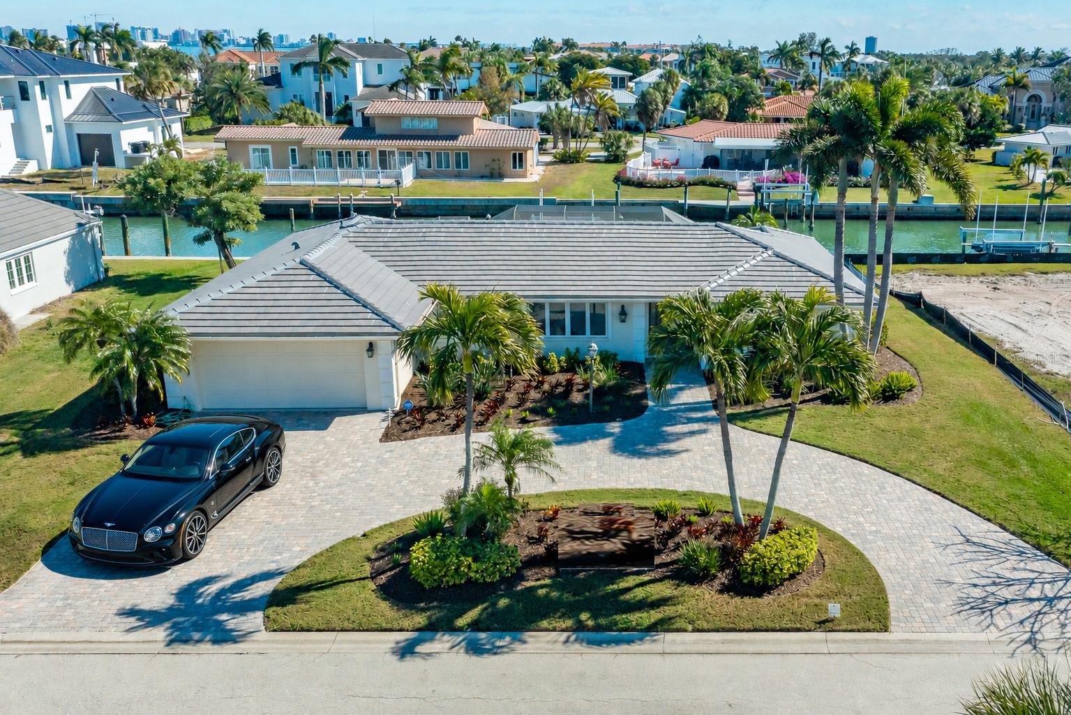 COUNTRY CLUB SHORES SEC 1 - Residential