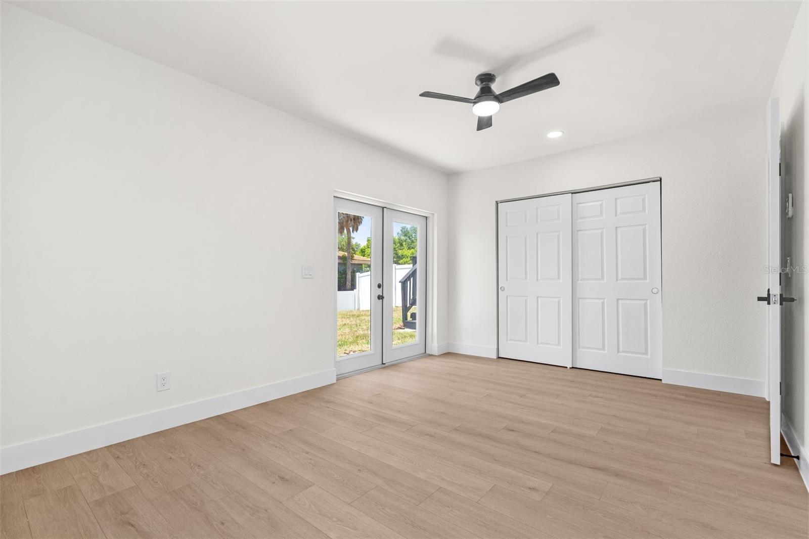 LAKEWOOD COUNTRY CLUB ESTATES SEC 1 - Residential