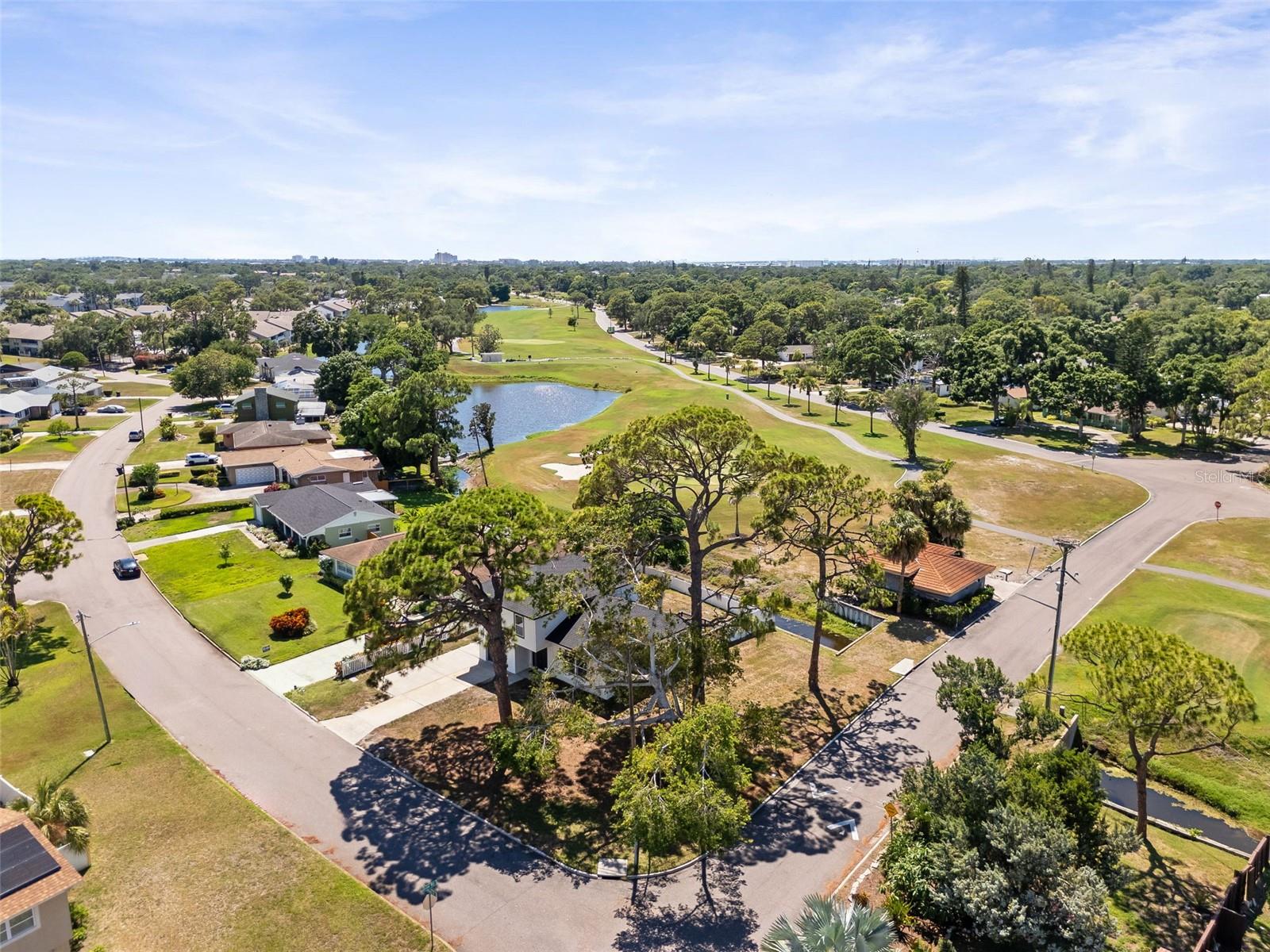 LAKEWOOD COUNTRY CLUB ESTATES SEC 1 - Residential