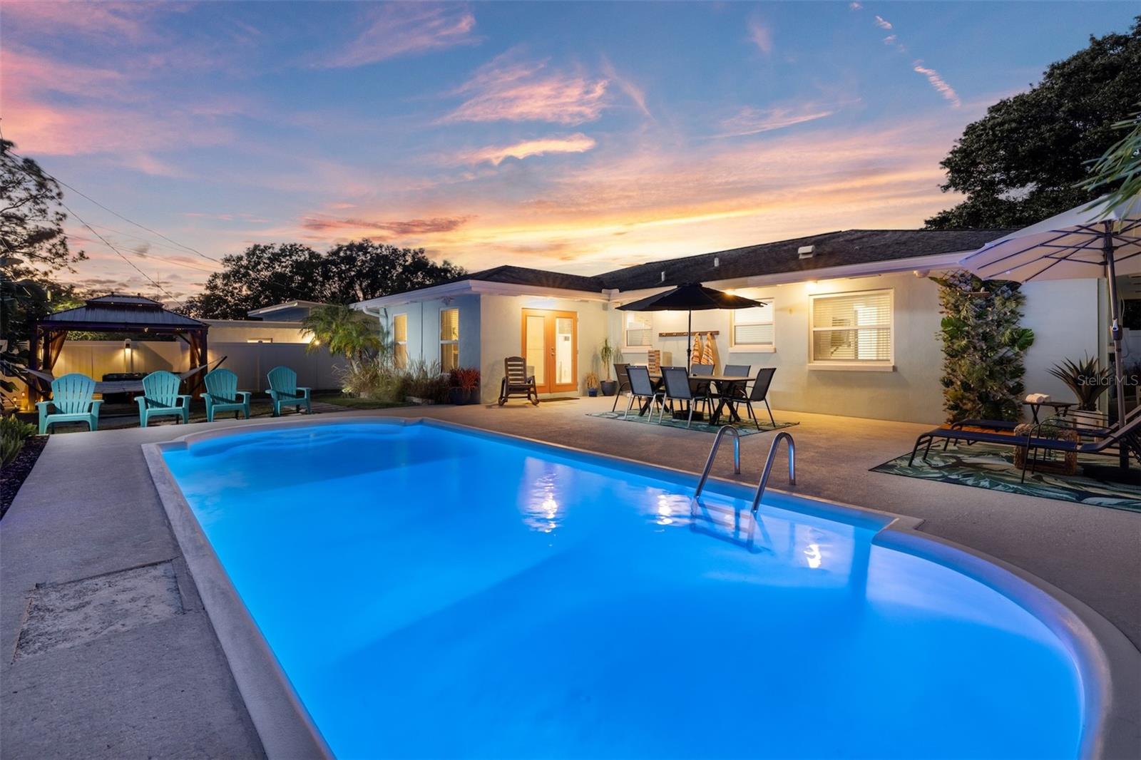 SUNNY PARK GROVES - Residential