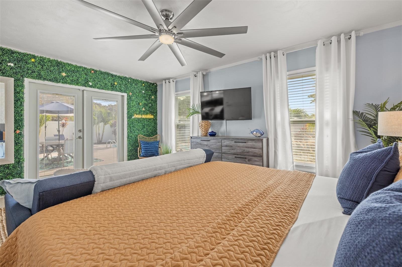 SUNNY PARK GROVES - Residential