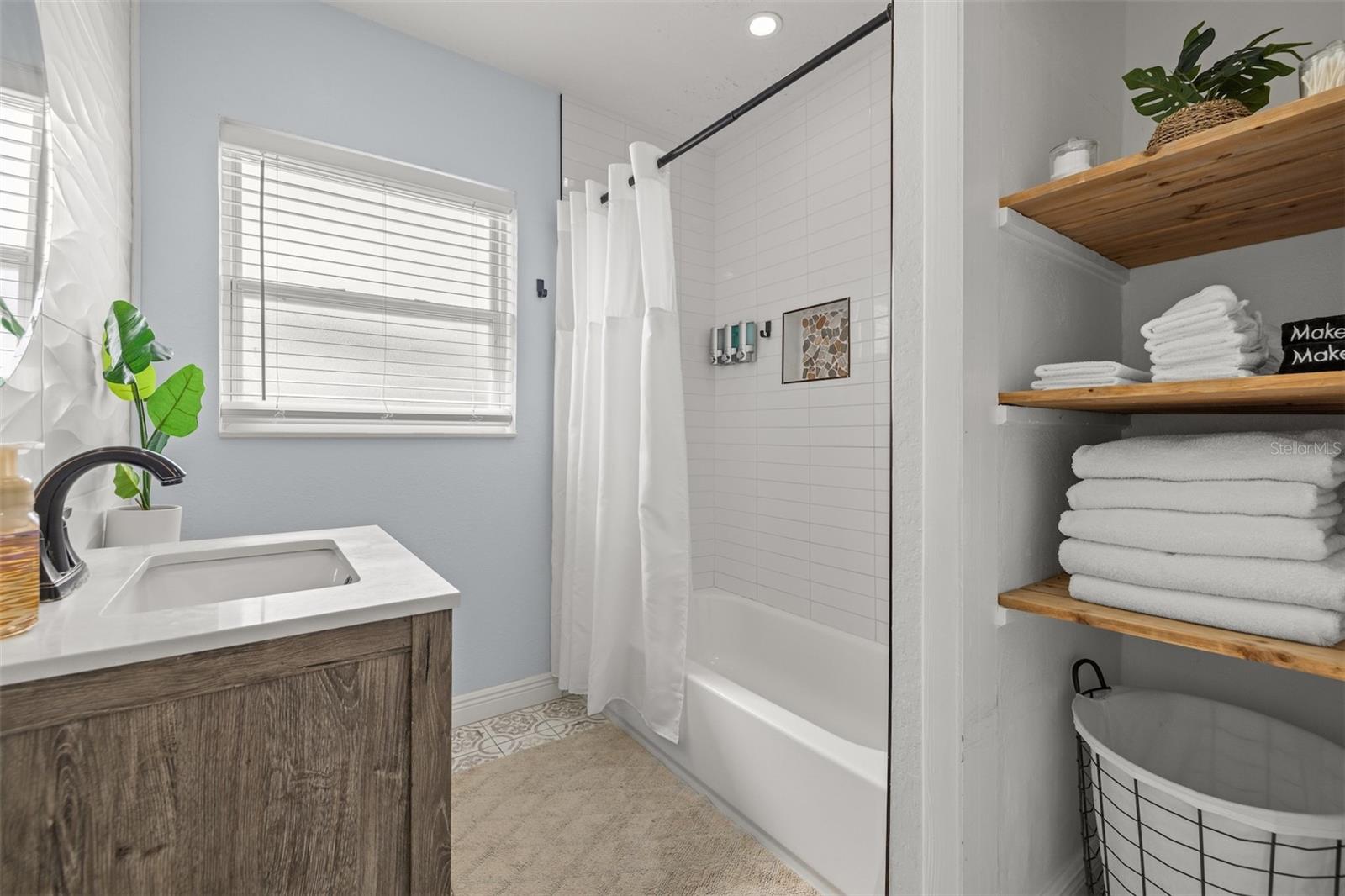 SUNNY PARK GROVES - Residential