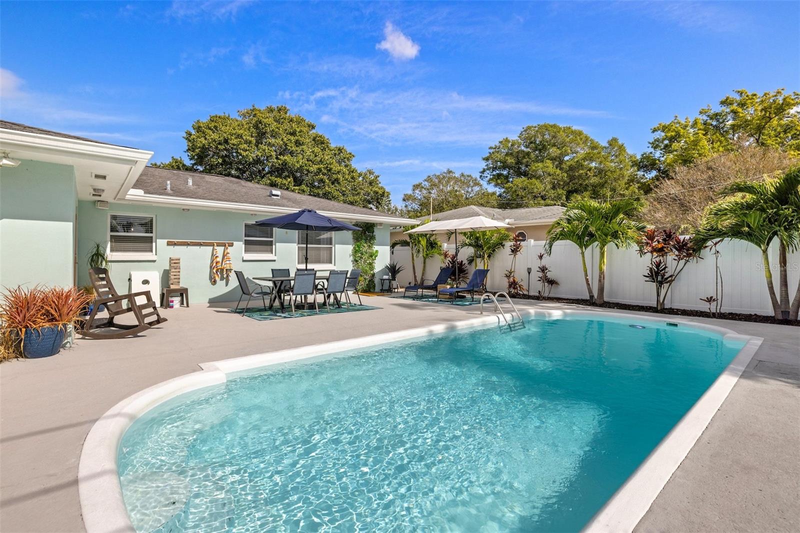 SUNNY PARK GROVES - Residential