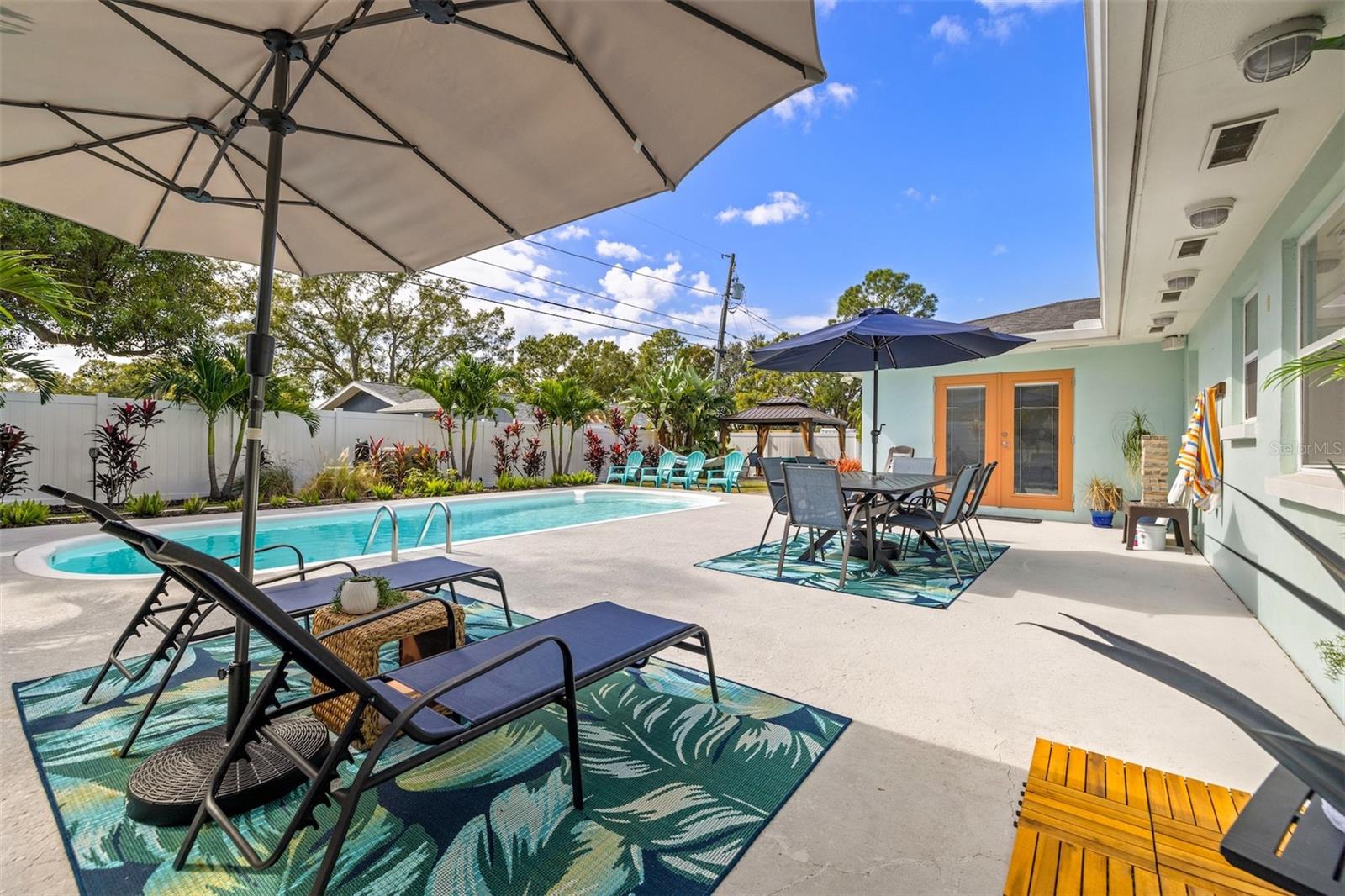 SUNNY PARK GROVES - Residential