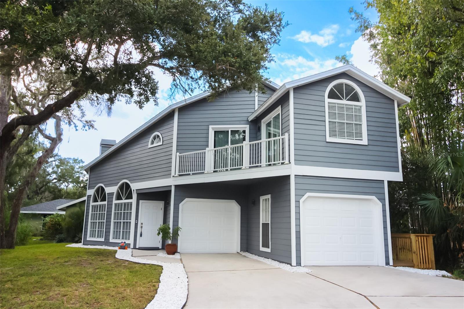 WOODLAND PARK - Residential