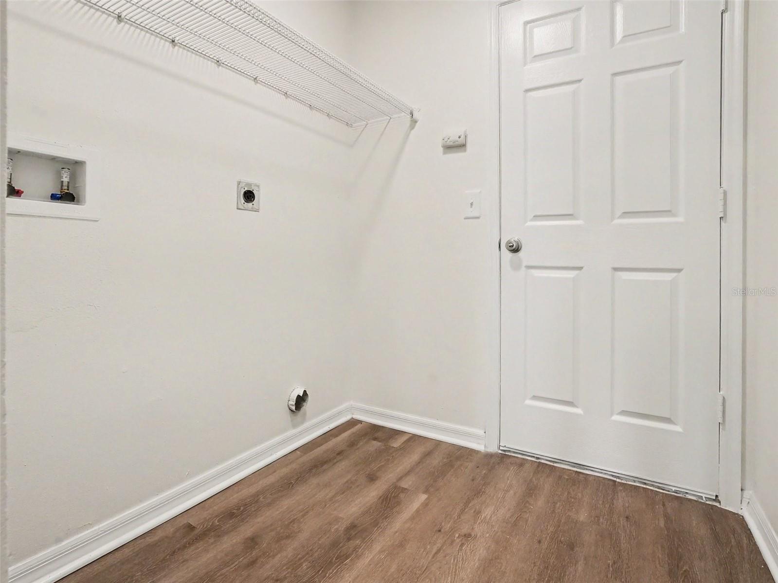 PINES WEKIVA PH 02 SEC 03 - Residential