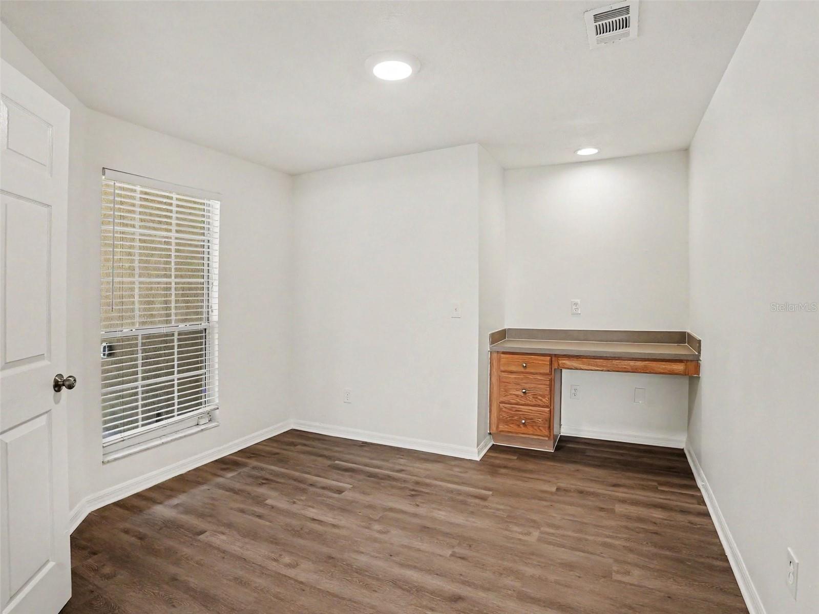 PINES WEKIVA PH 02 SEC 03 - Residential