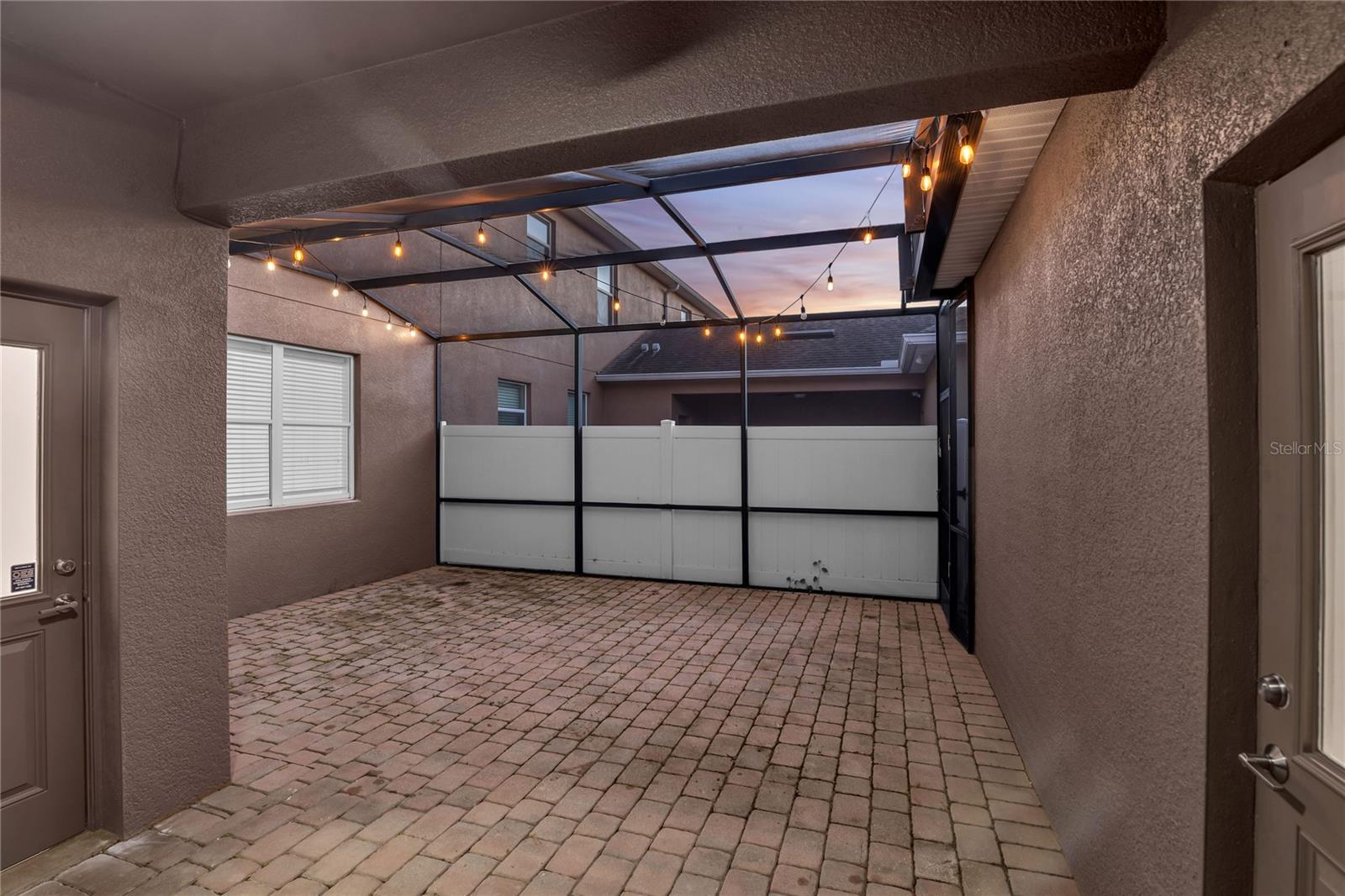 SIGNATURE LAKES PH 02 A B H I J - Residential Lease