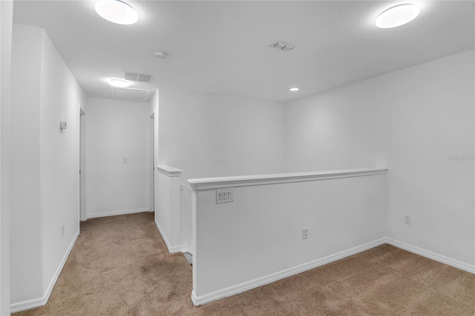 SIGNATURE LAKES PH 02 A B H I J - Residential Lease