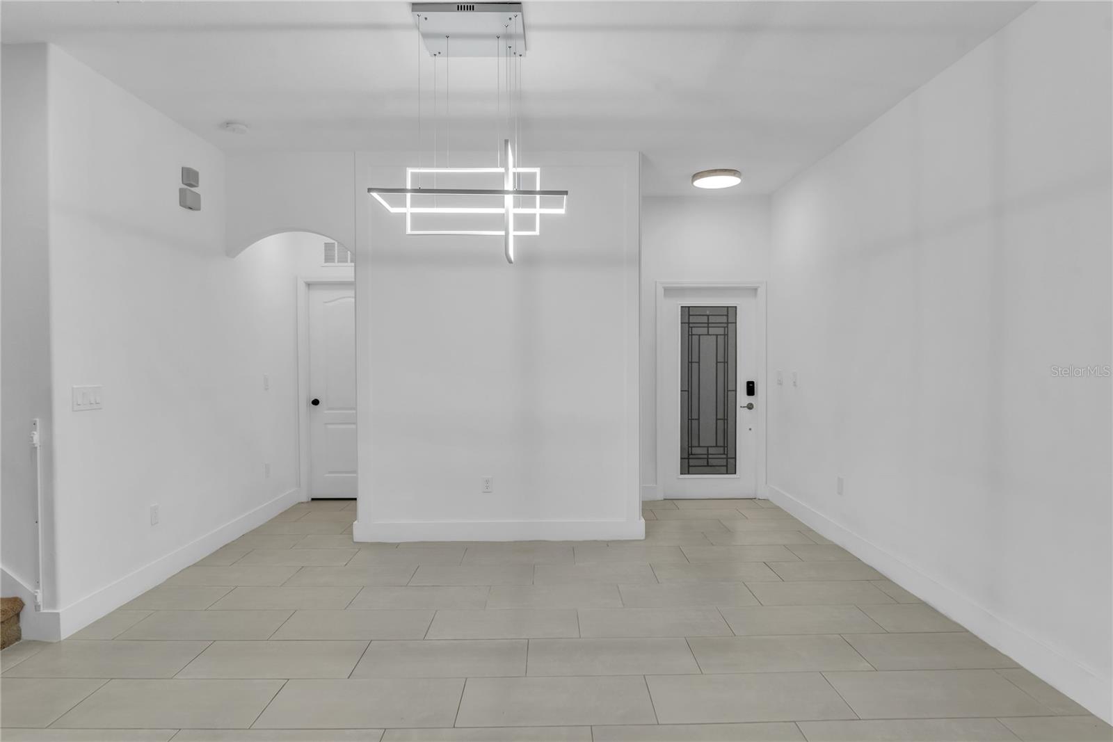 SIGNATURE LAKES PH 02 A B H I J - Residential Lease